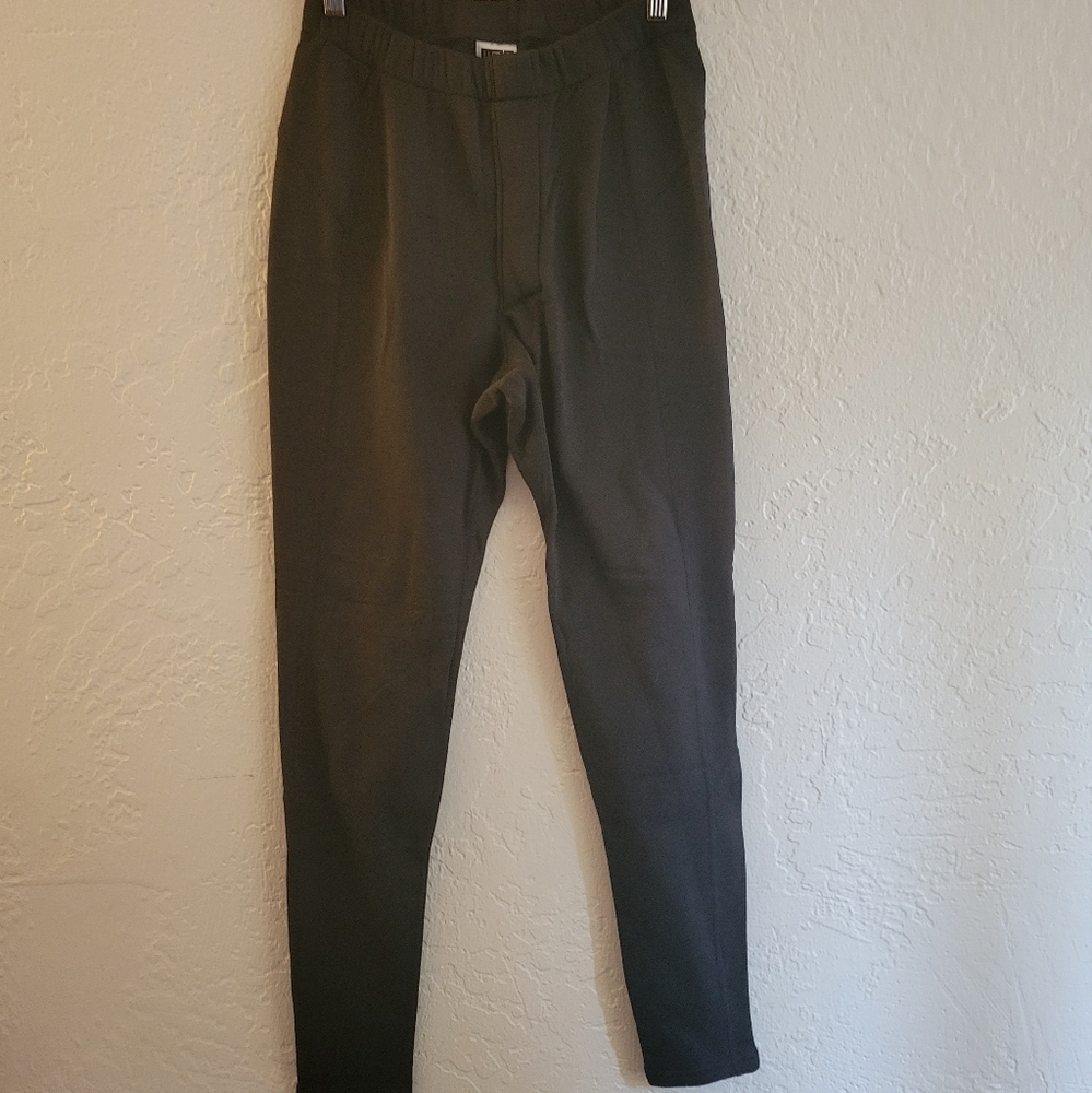 Massif Flamestretch Pant Size Small NWT